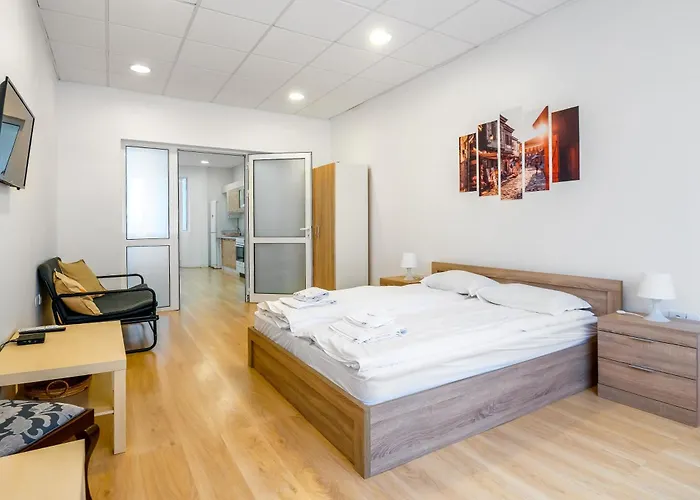 公寓 Centre 2bdr For 4 Guests Next To Theater Tear And Laughter