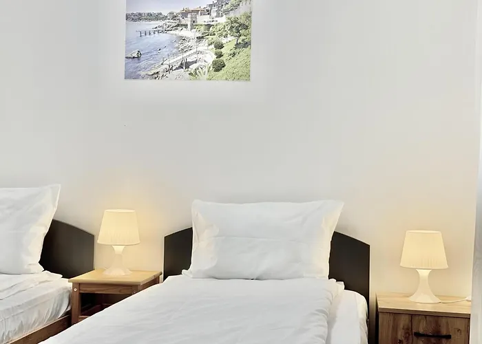 公寓 Centre 2bdr For 4 Guests Next To Theater Tear And Laughter 索菲亞