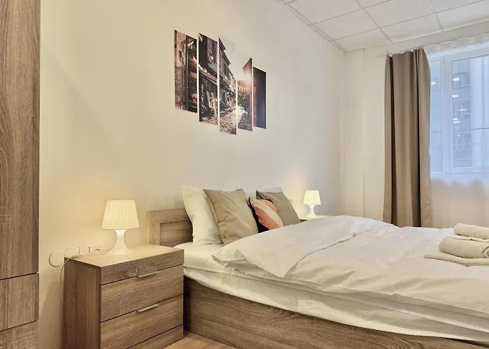 Centre 2bdr For 4 Guests Next To Theater Tear And Laughter 公寓 索菲亞