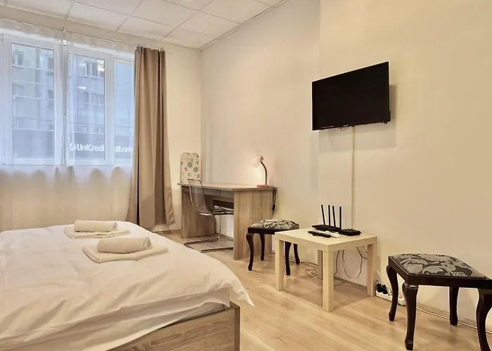 Centre 2bdr For 4 Guests Next To Theater Tear And Laughter Apartmán Sofie